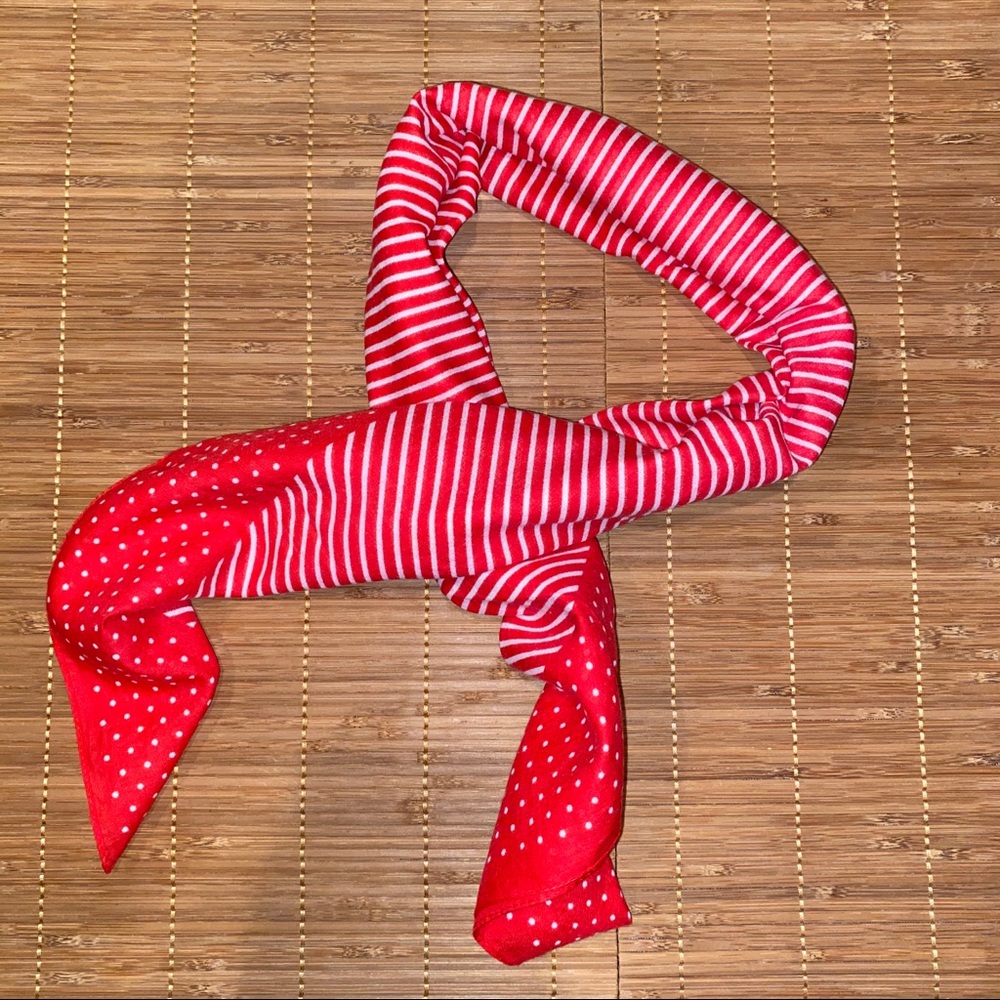 Vtg Horne’s Red/White Head Scarf